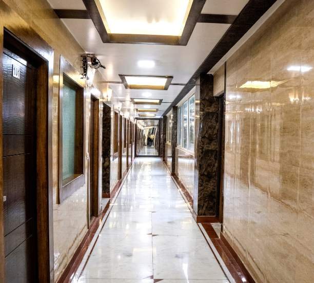 Welcome To Hotel Emminent